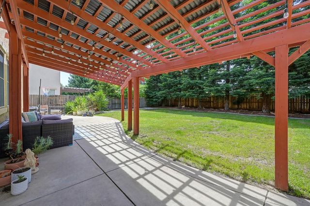 1218 Pecos Way, Plumas Lake, CA 95961