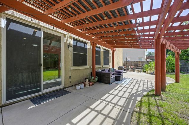 1218 Pecos Way, Plumas Lake, CA 95961