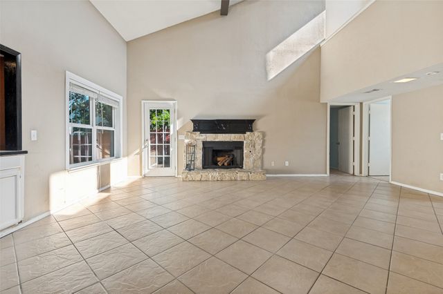 2 Indian Trail, Hickory Creek, TX 75065