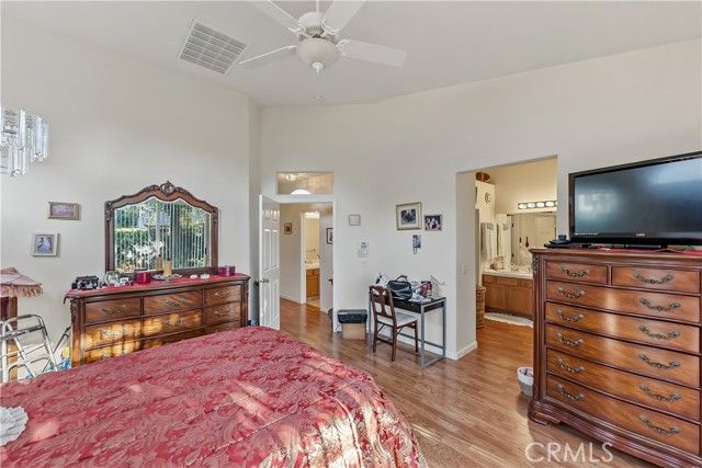 8613 N Whitney, Fresno, CA 93720