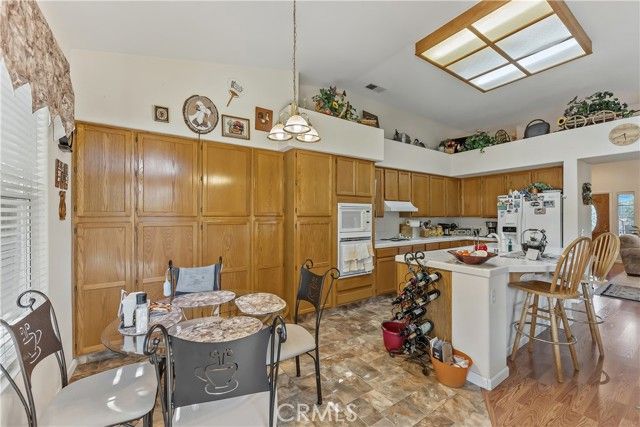 8613 N Whitney, Fresno, CA 93720