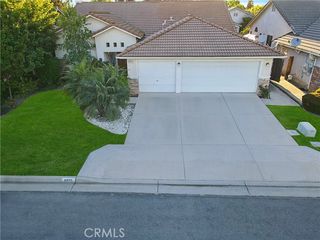 8613 N Whitney, Fresno, CA 93720