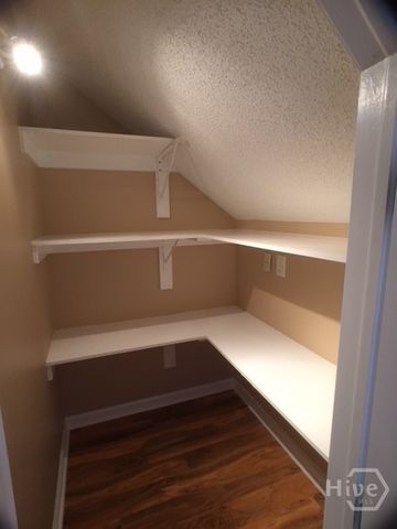 2165 S Milledge D6, Athens, GA 30605