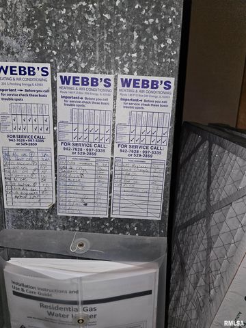 110 N Lark Lane, Carbondale, IL 62901