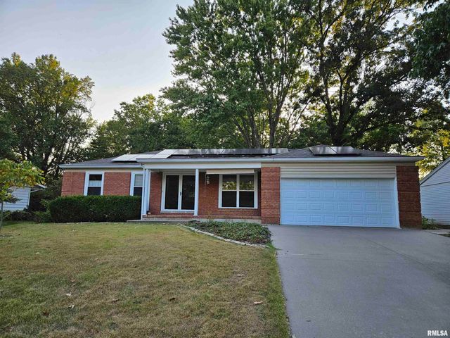 110 N Lark Lane, Carbondale, IL 62901