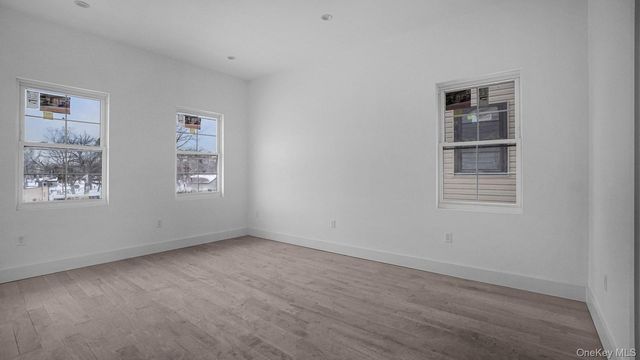 340 E 234th Street, Bronx, NY 10470