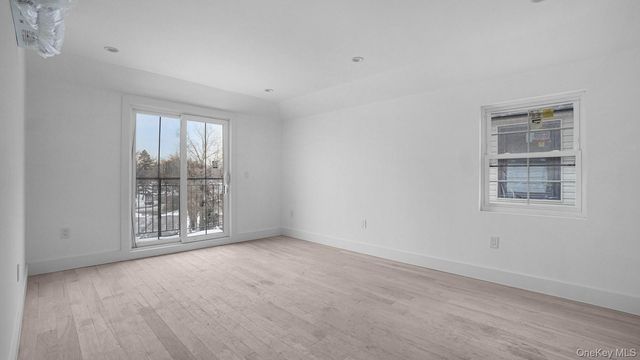 340 E 234th Street, Bronx, NY 10470