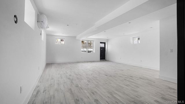 340 E 234th Street, Bronx, NY 10470