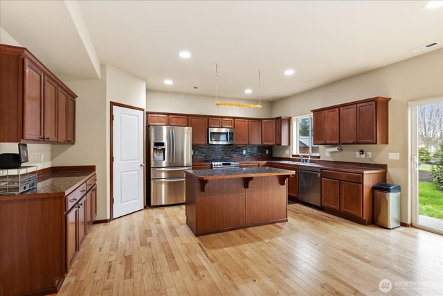 5622 117th Place NE, Marysville, WA 98271