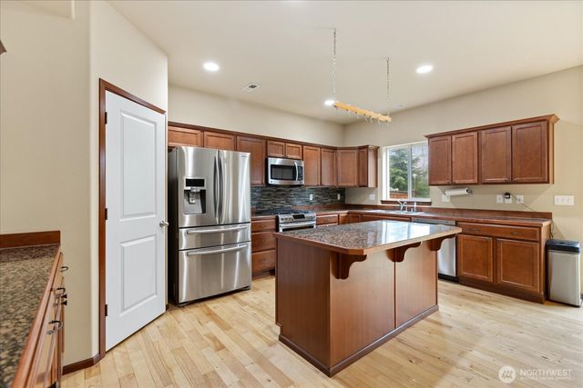 5622 117th Place NE, Marysville, WA 98271