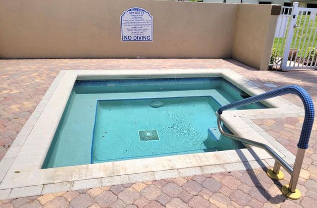 2788 Wood Fern Drive, Boynton Beach, FL 33436