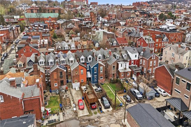 4615 Plummer Street, Lawrenceville, PA 15201