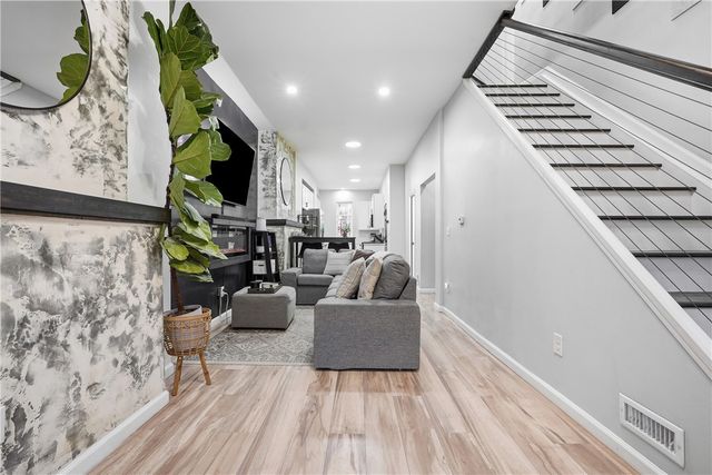 4615 Plummer Street, Lawrenceville, PA 15201