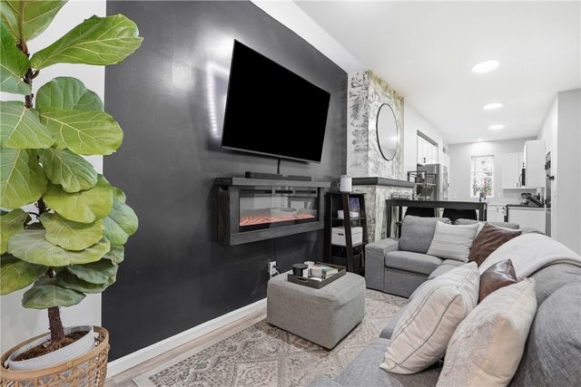 4615 Plummer Street, Lawrenceville, PA 15201