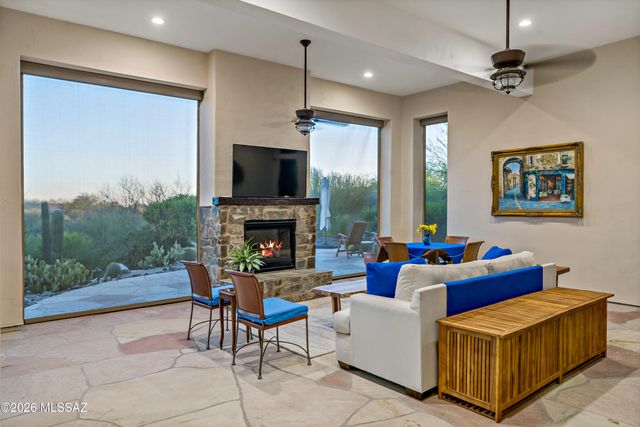 13969 N Stone Gate Place, Oro Valley, AZ 85755