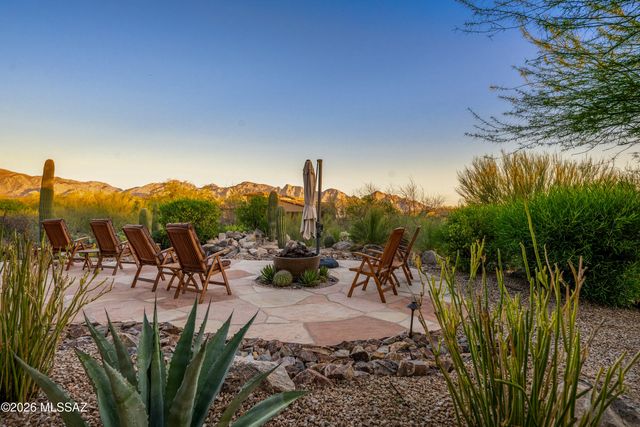 13969 N Stone Gate Place, Oro Valley, AZ 85755