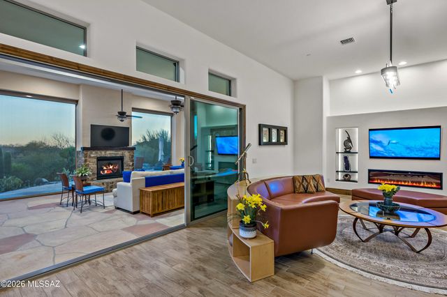 13969 N Stone Gate Place, Oro Valley, AZ 85755