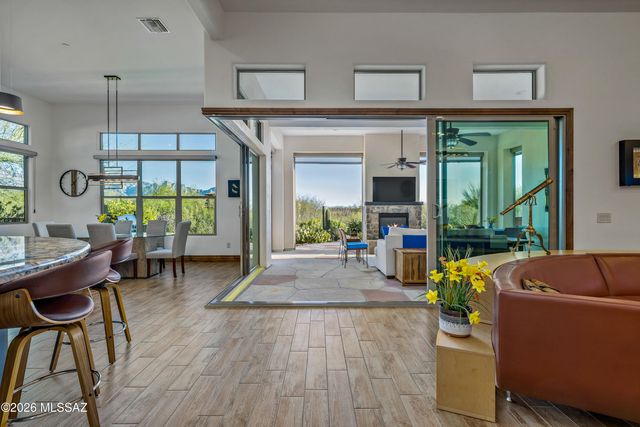 13969 N Stone Gate Place, Oro Valley, AZ 85755