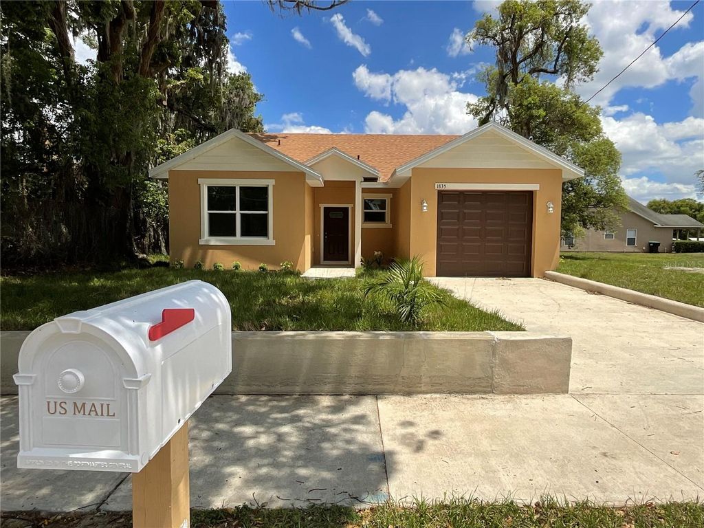 Image 2 of property listing at 1835 S RIO GRANDE AVENUE, Orlando, FL 32805