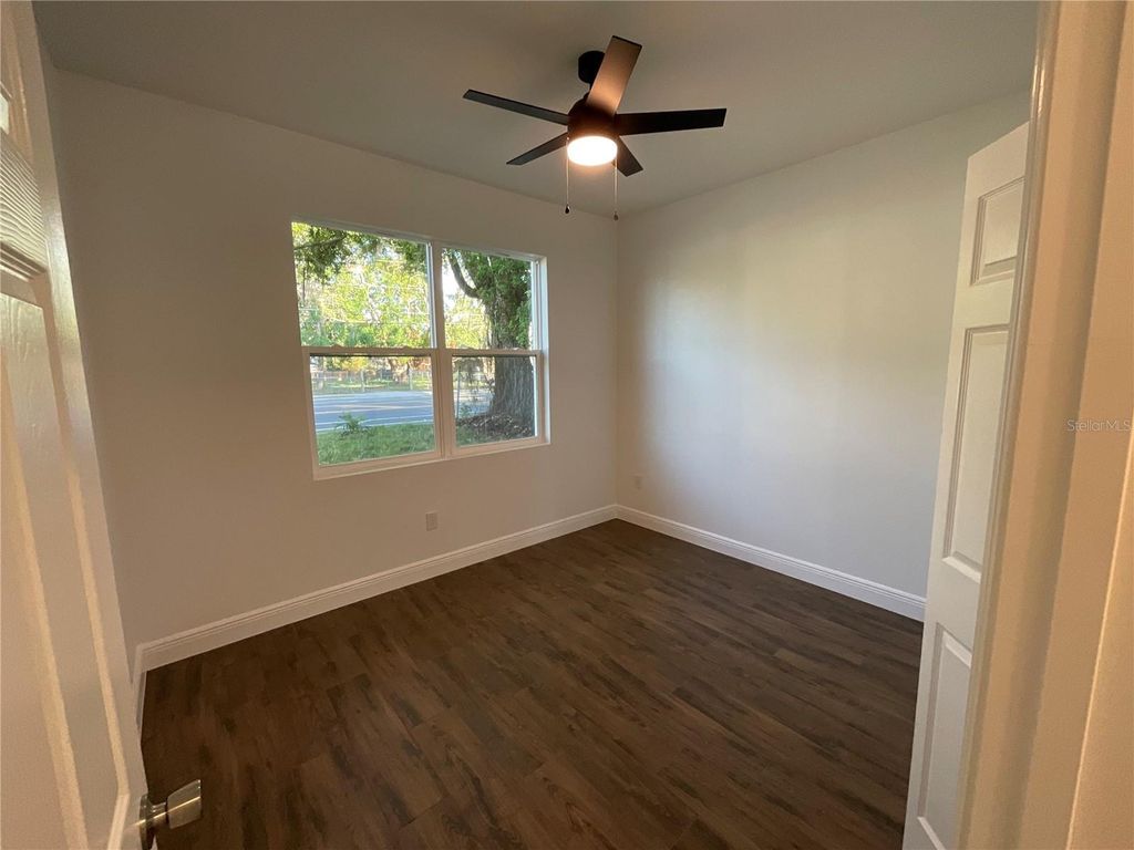 Image 12 of property listing at 1835 S RIO GRANDE AVENUE, Orlando, FL 32805
