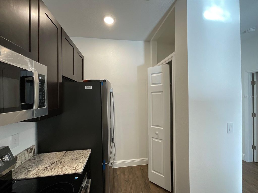 Image 9 of property listing at 1835 S RIO GRANDE AVENUE, Orlando, FL 32805