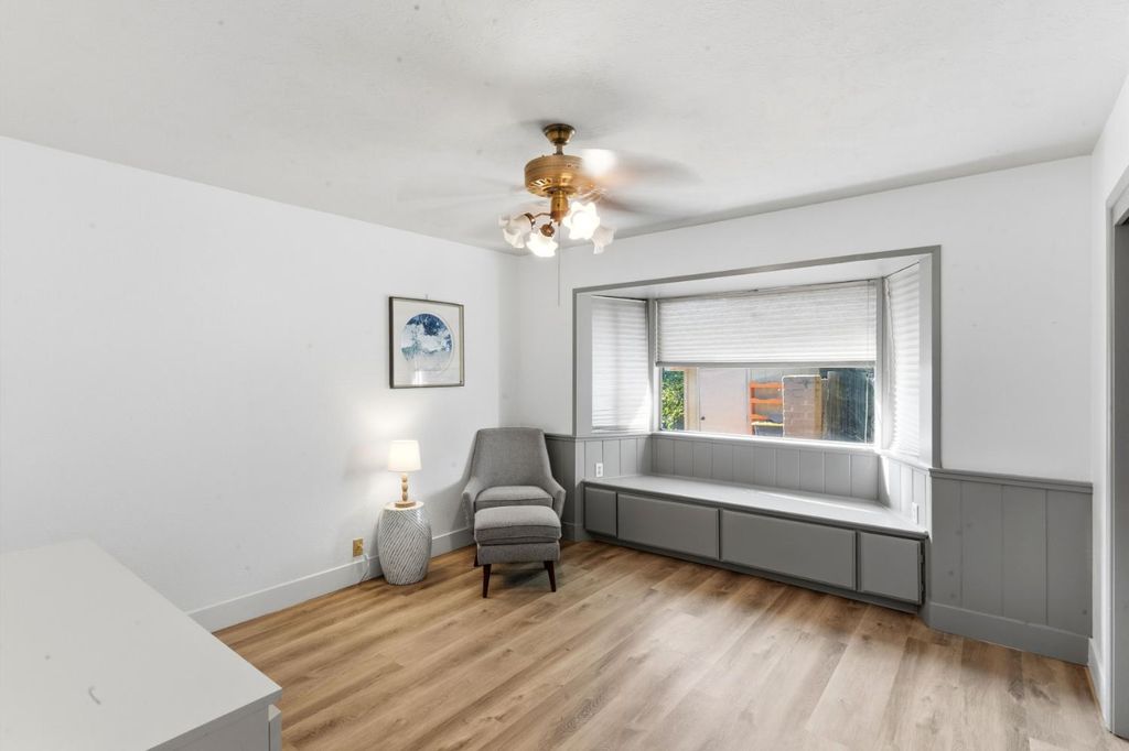 Image 19 of property listing at 436 W Twain Avenue, Fresno, CA 93704
