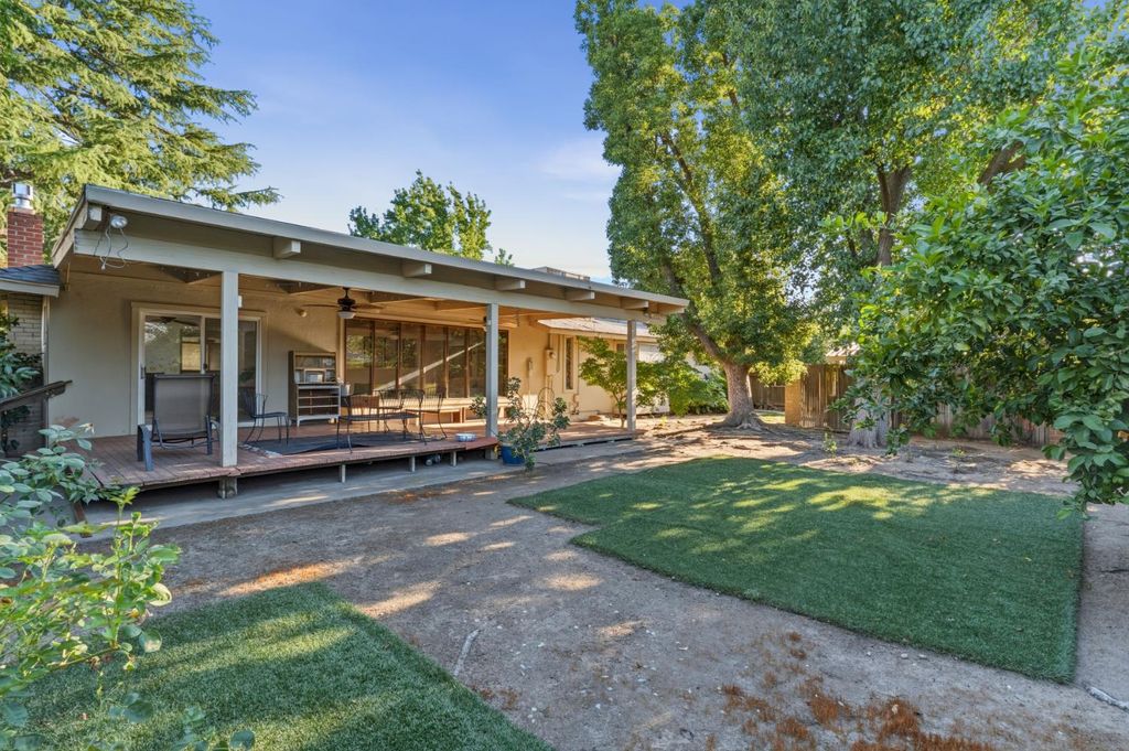 Image 30 of property listing at 436 W Twain Avenue, Fresno, CA 93704