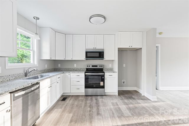 1237 Haywood Avenue, Kannapolis, NC 28081