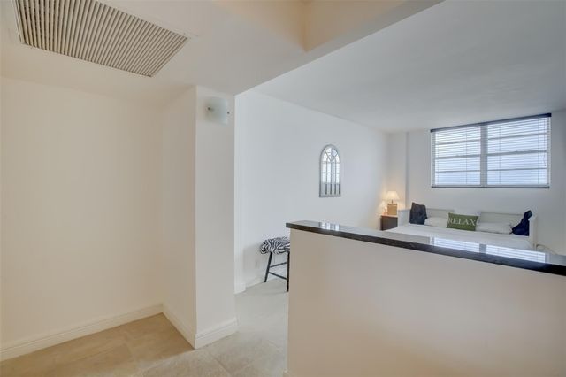 3000 S Ocean Drive 1100, Hollywood, FL 33019