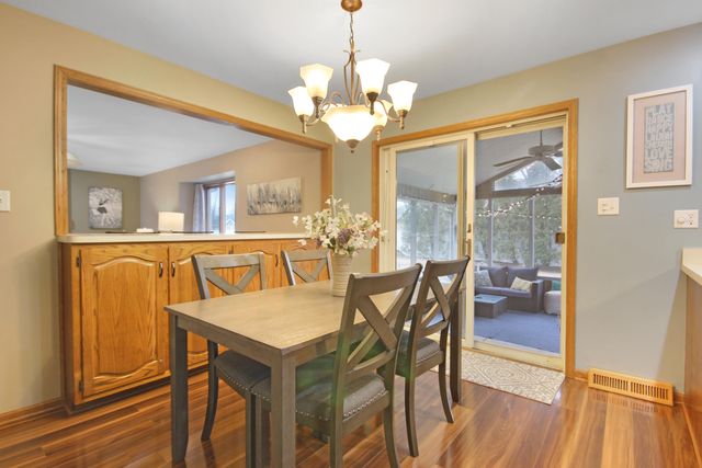 1421 Lakeview Drive, Schererville, IN 46375