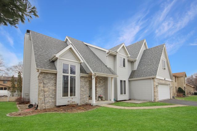 1421 Lakeview Drive, Schererville, IN 46375