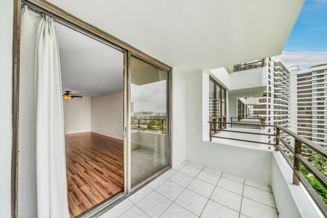 600 Three Islands Boulevard 1418, Hallandale Beach, FL 33009