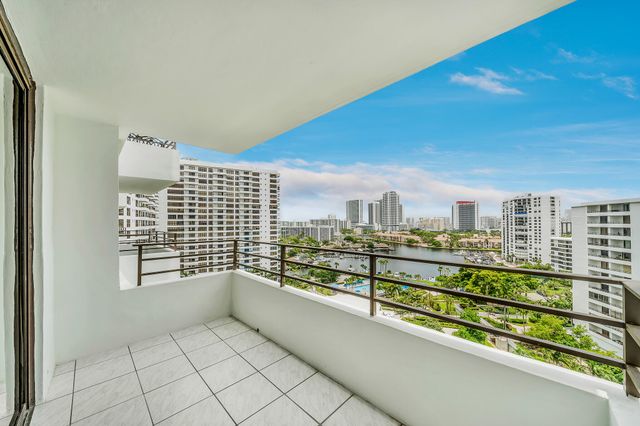 600 Three Islands Boulevard 1418, Hallandale Beach, FL 33009