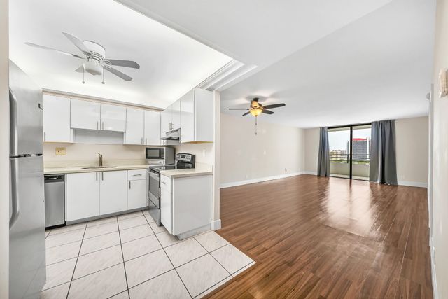 600 Three Islands Boulevard 1418, Hallandale Beach, FL 33009