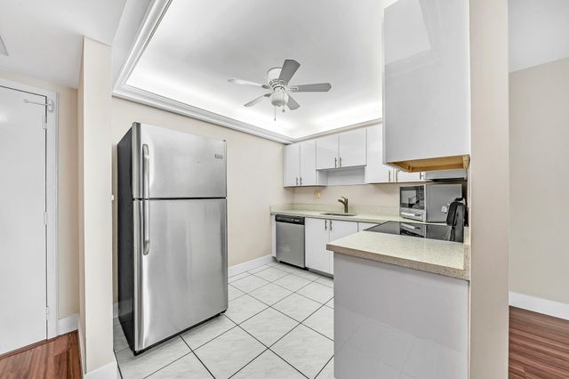 600 Three Islands Boulevard 1418, Hallandale Beach, FL 33009