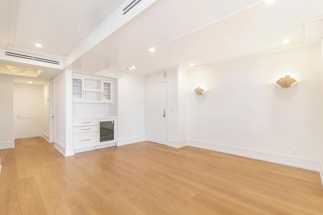 3800 Washington Road 1006, West Palm Beach, FL 33405