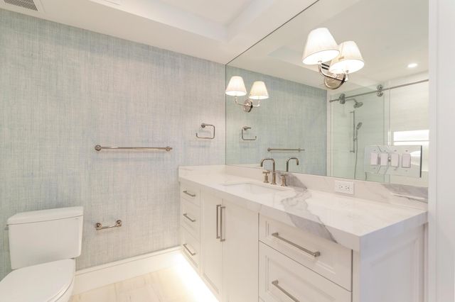 3800 Washington Road 1006, West Palm Beach, FL 33405