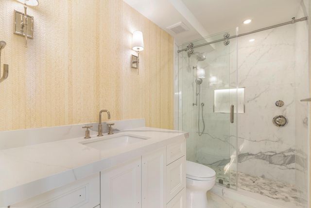 3800 Washington Road 1006, West Palm Beach, FL 33405