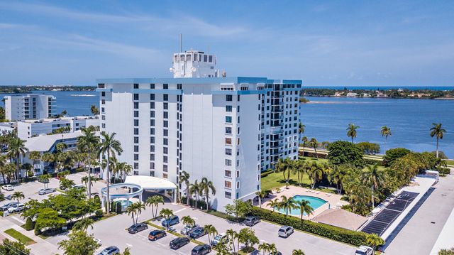 3800 Washington Road 1006, West Palm Beach, FL 33405