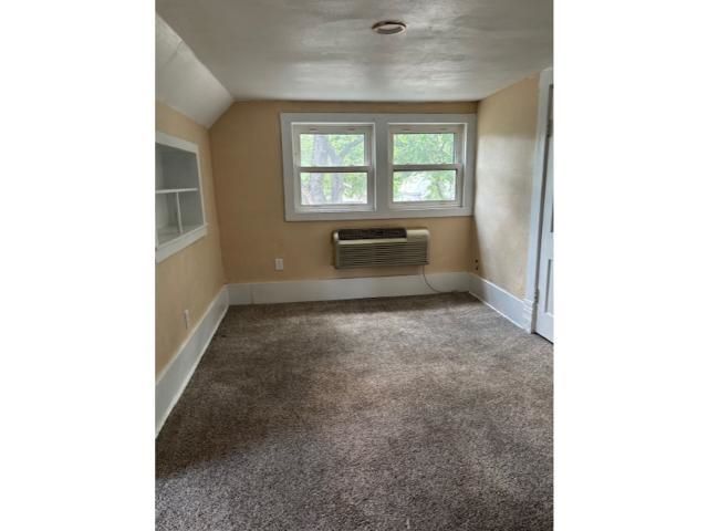 1660 S Market, Wichita, KS 67211