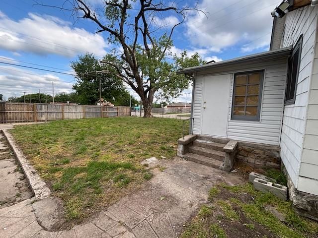 1660 S Market, Wichita, KS 67211