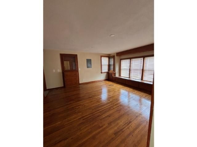 1660 S Market, Wichita, KS 67211