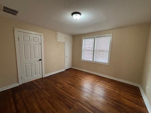 1660 S Market, Wichita, KS 67211