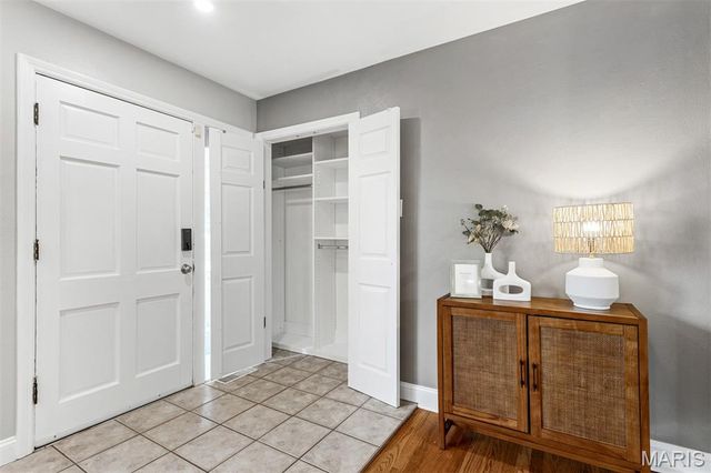 965 Cleveland Avenue, St Louis, MO 63122