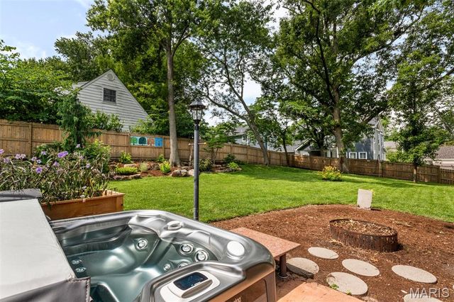 965 Cleveland Avenue, St Louis, MO 63122