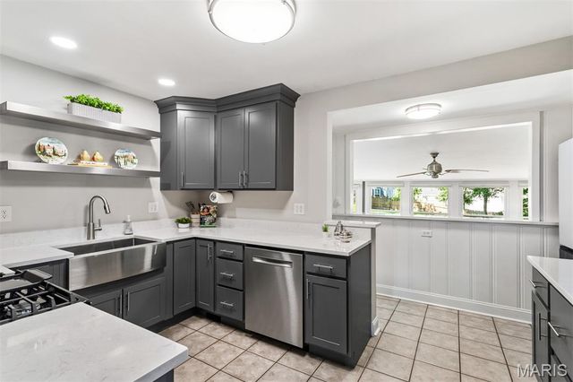 965 Cleveland Avenue, St Louis, MO 63122