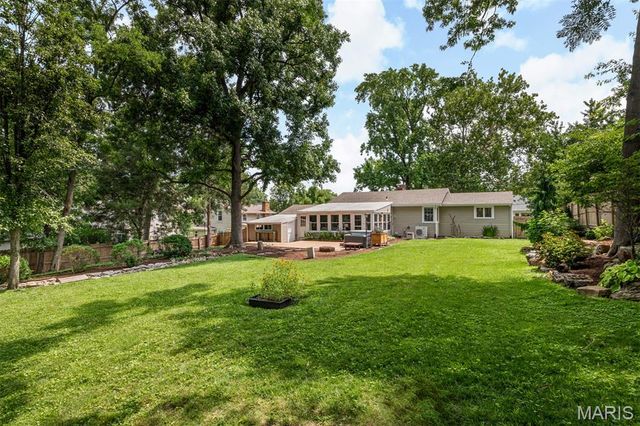 965 Cleveland Avenue, St Louis, MO 63122