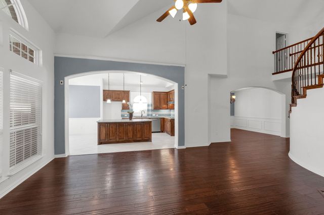 517 Cavanal Hill Drive, Little Elm, TX 75068