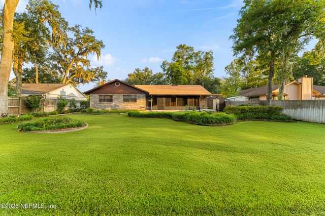 526 SAMUEL HUNTINGTON Street, Orange Park, FL 32073