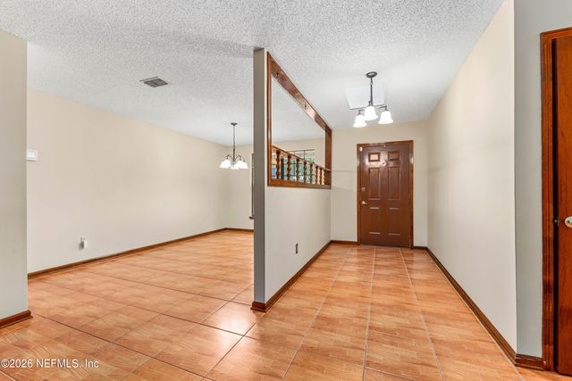 526 SAMUEL HUNTINGTON Street, Orange Park, FL 32073